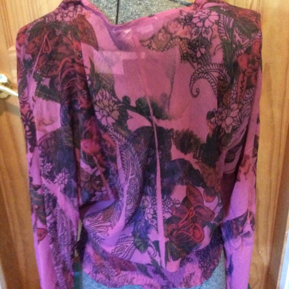 Top - Picture 2 of 3